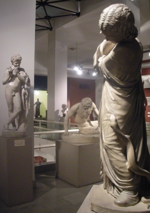 Museo de Historia del Arte (MUHAR)