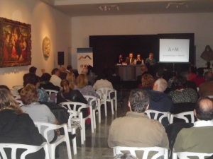 Mesa sobre inclus&oacute;n social en el MuHAr.
